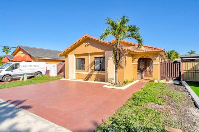 7579 W 31st Ave, Hialeah, FL 33018