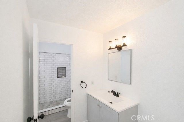 16951 Hoskins 1, Huntington Beach, CA 92649