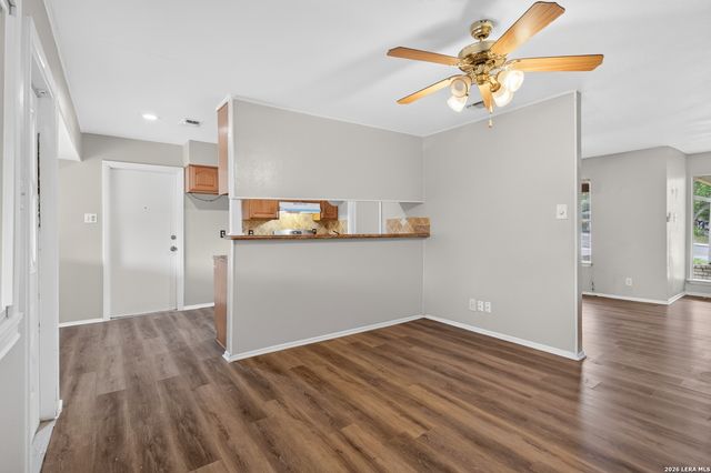 8810 Slumber Lane, Converse, TX 78109
