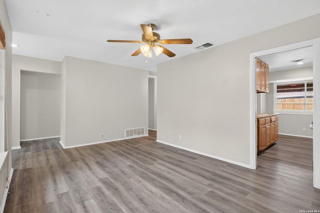8810 Slumber Lane, Converse, TX 78109
