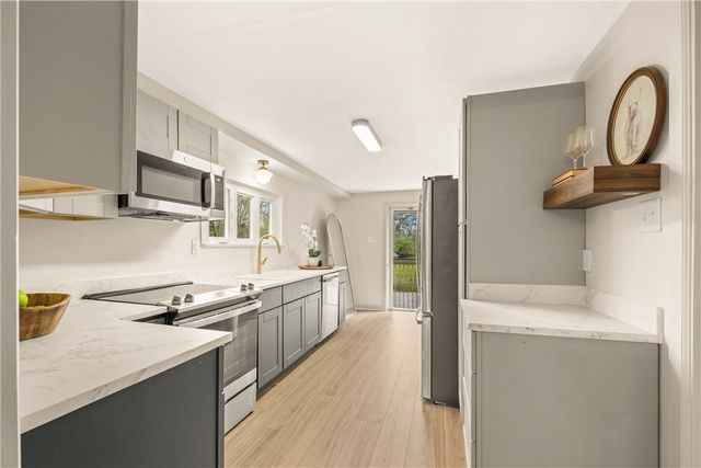 141 Swain Hill Road, Lancaster Twp, PA 16037