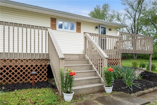 141 Swain Hill Road, Lancaster Twp, PA 16037
