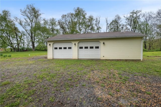 141 Swain Hill Road, Lancaster Twp, PA 16037