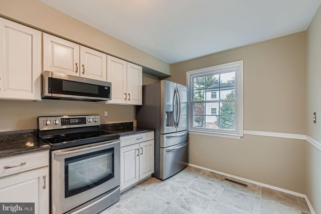 11 GRAND VALLEY CT, Cockeysville, MD 21030