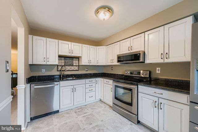 11 GRAND VALLEY CT, Cockeysville, MD 21030