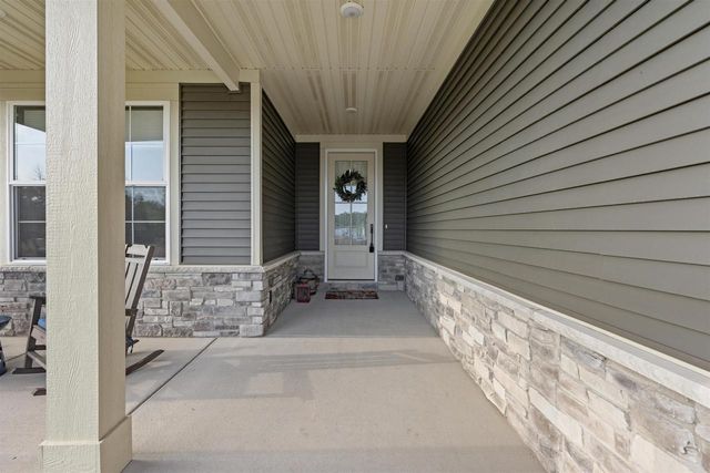 2608 CANVASBACK DRIVE, Menasha, WI 54952