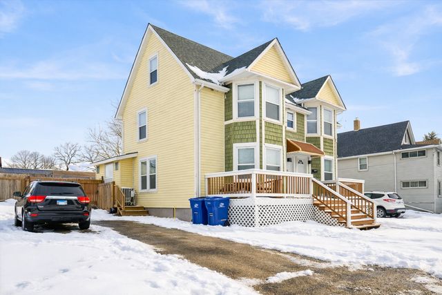 10-12 N Park Avenue, Waukegan, IL 60085