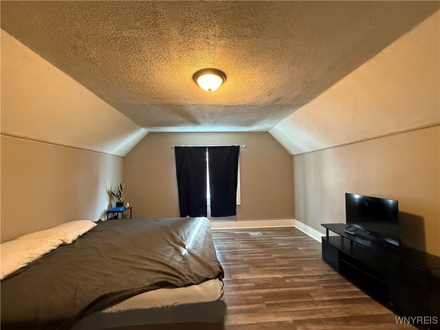 66 Dempster Street, Buffalo, NY 14206