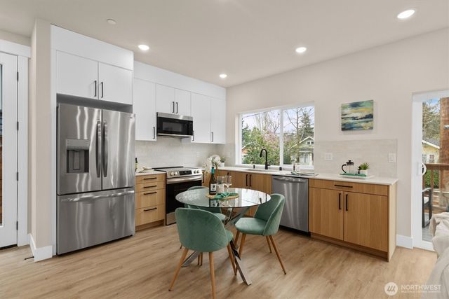 1409 Martin Luther King Jr Way, Seattle, WA 98122