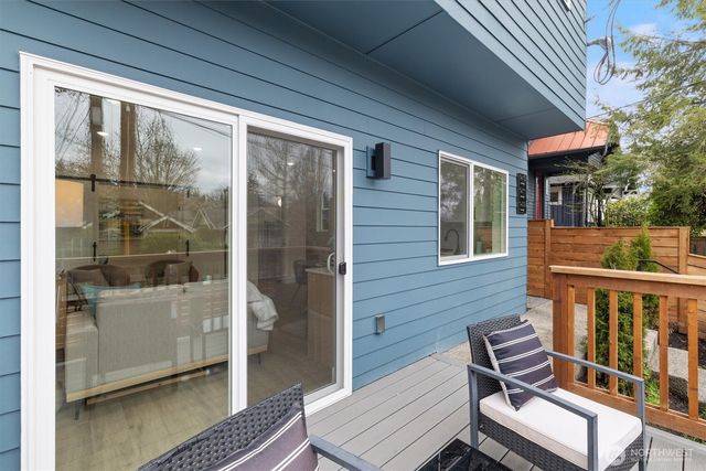 1409 Martin Luther King Jr Way, Seattle, WA 98122