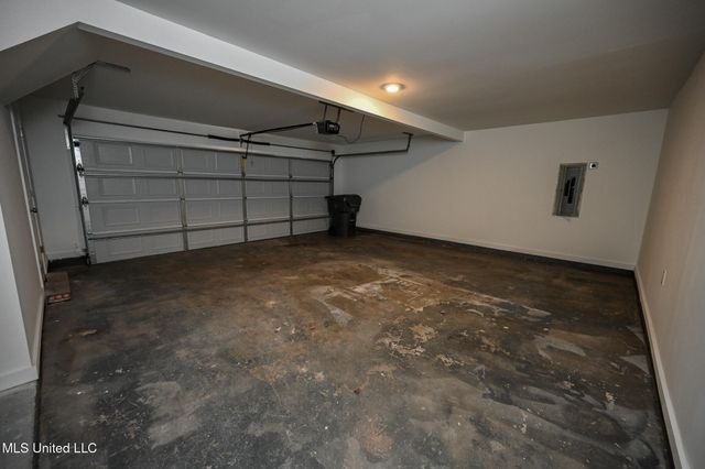 1123 Tara Drive, Hernando, MS 38632