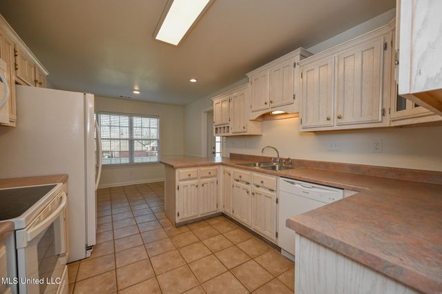 1123 Tara Drive, Hernando, MS 38632