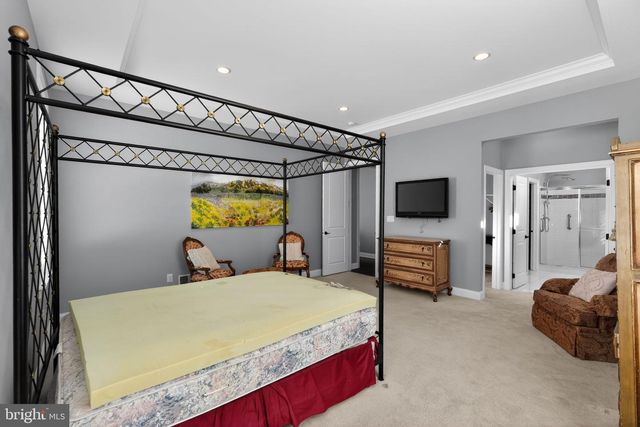 2241 TANNER DR, Schwenksville, PA 19473