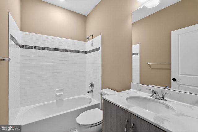 2241 TANNER DR, Schwenksville, PA 19473