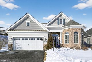 2241 TANNER DR, Schwenksville, PA 19473