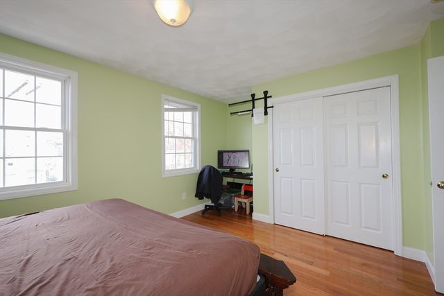 117 Manchester St B, Lowell, MA 01852