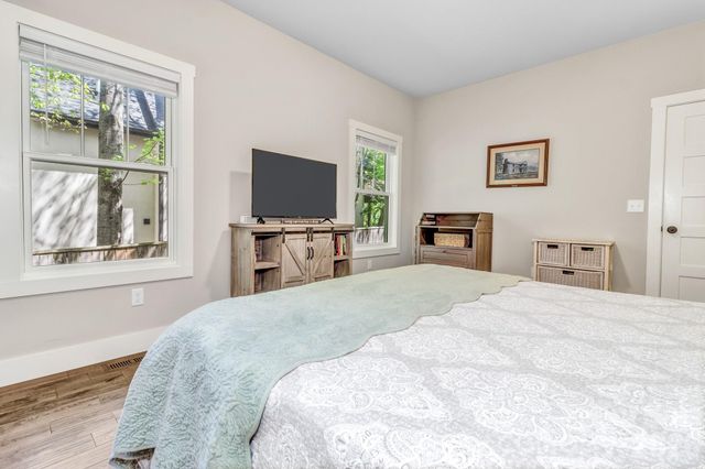 116 Craggy Street, Black Mountain, NC 28711