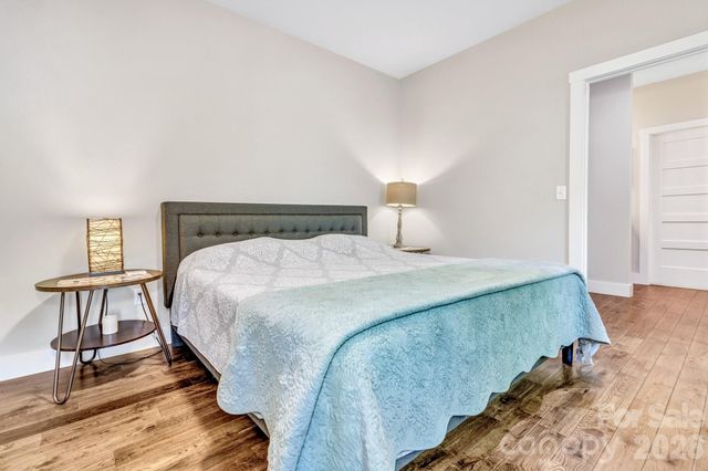 116 Craggy Street, Black Mountain, NC 28711