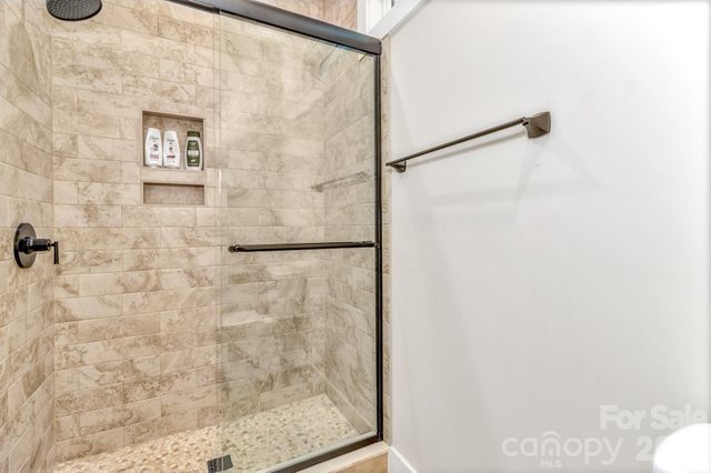 116 Craggy Street, Black Mountain, NC 28711