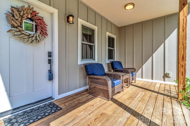 116 Craggy Street, Black Mountain, NC 28711
