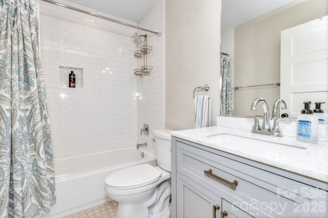 116 Craggy Street, Black Mountain, NC 28711