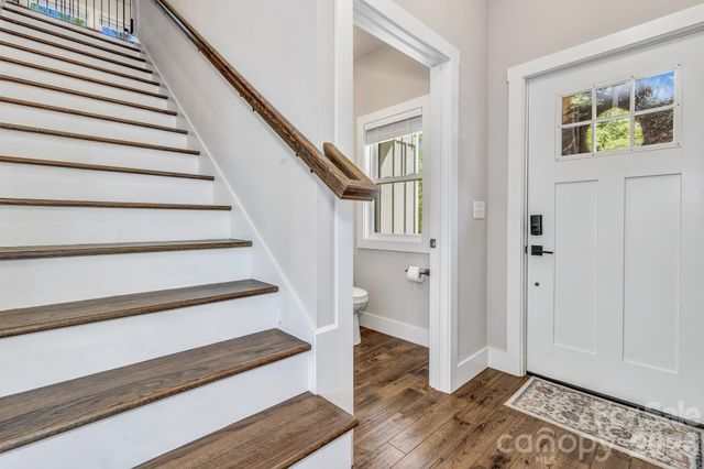 116 Craggy Street, Black Mountain, NC 28711