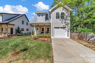 116 Craggy Street, Black Mountain, NC 28711