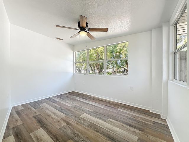 301 E ATWATER AVENUE, Eustis, FL 32726