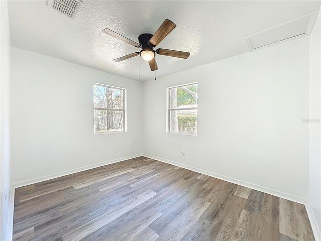 301 E ATWATER AVENUE, Eustis, FL 32726