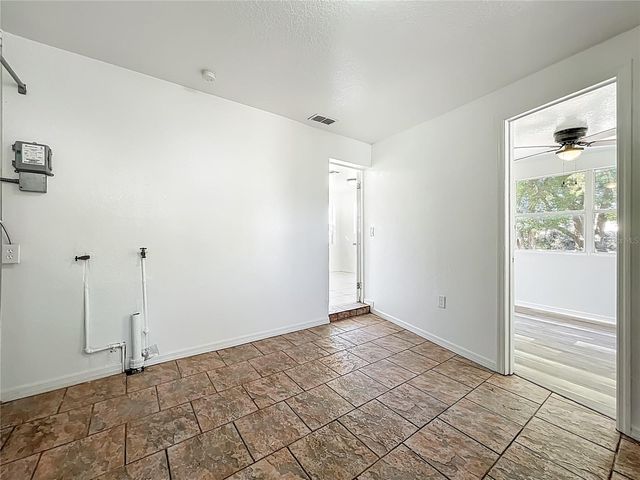 301 E ATWATER AVENUE, Eustis, FL 32726