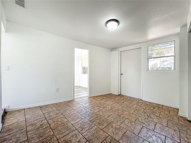 301 E ATWATER AVENUE, Eustis, FL 32726