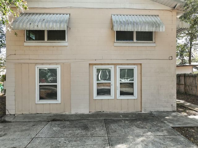 301 E ATWATER AVENUE, Eustis, FL 32726