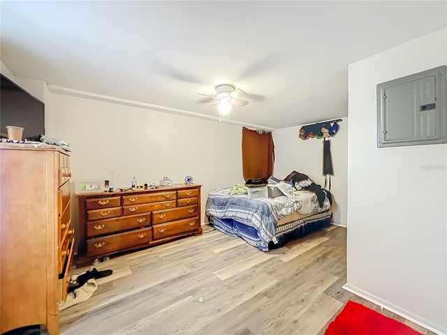 301 E ATWATER AVENUE, Eustis, FL 32726