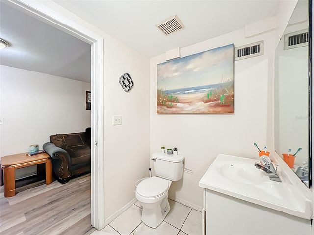 301 E ATWATER AVENUE, Eustis, FL 32726