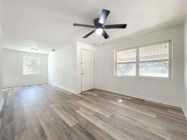 301 E ATWATER AVENUE, Eustis, FL 32726