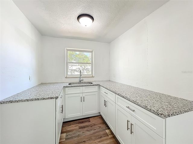 301 E ATWATER AVENUE, Eustis, FL 32726