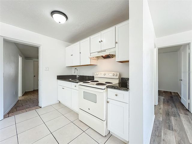 301 E ATWATER AVENUE, Eustis, FL 32726