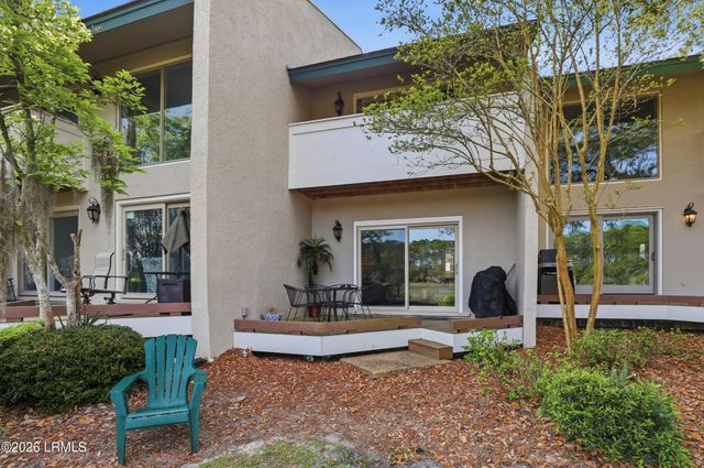 19 Stoney Creek Rd Apt 283, Hilton Head Island, SC 29928