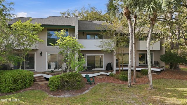 19 Stoney Creek Rd Apt 283, Hilton Head Island, SC 29928
