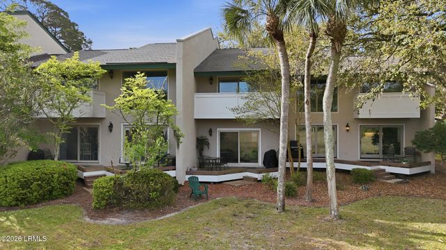 19 Stoney Creek Rd Apt 283, Hilton Head Island, SC 29928