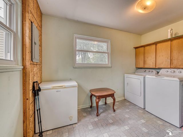 3223 Cloverdale Street, Monroe, MI 48162