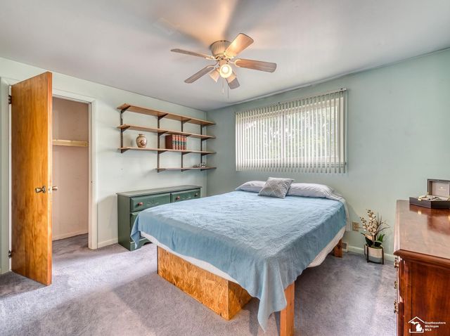 3223 Cloverdale Street, Monroe, MI 48162