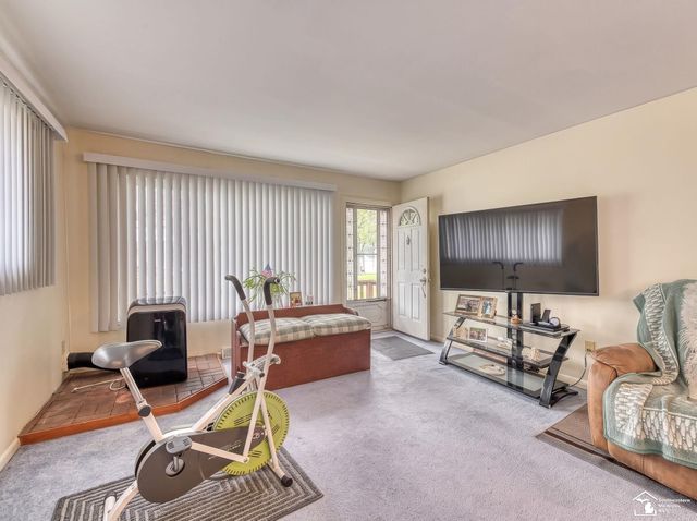 3223 Cloverdale Street, Monroe, MI 48162