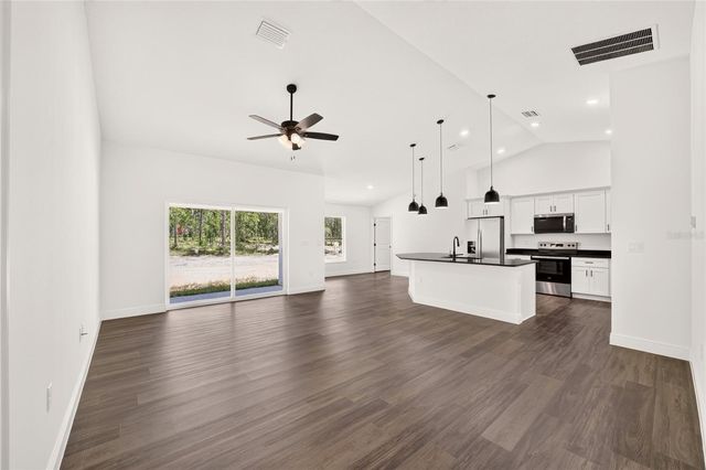 6065 N MATTHEW POINT, Dunnellon, FL 34434