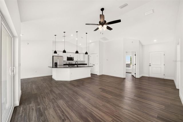 6065 N MATTHEW POINT, Dunnellon, FL 34434