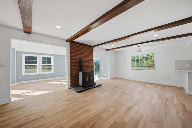 153 Carter Hill Road, Concord, NH 03301