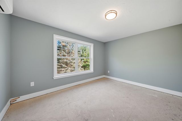 153 Carter Hill Road, Concord, NH 03301