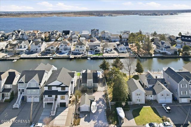 773 Princeton Avenue, Brick, NJ 08724