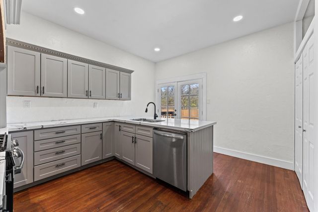 3503 Brooks, Dayton, TX 77535