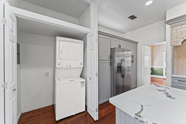 3503 Brooks, Dayton, TX 77535